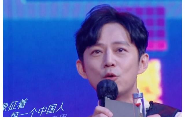 時代少年團|楊迪好煩？多次“嫌棄”時代少年團的他，不再是歡樂喜劇人？