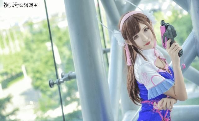 dv腐团儿双版本cos守望先锋角色,机甲版更还原,旗袍版更好看