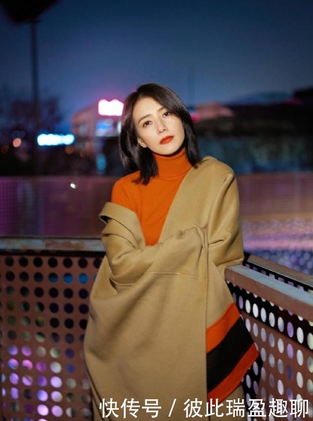 发型|女人过了50岁尽量少烫“大妈卷”,试试这5种发型,时髦显气质