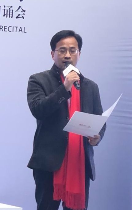  吟诗|成都国际诗歌周丨追溯千百年诗歌足迹，诗人们在杜甫草堂吟诗唱和