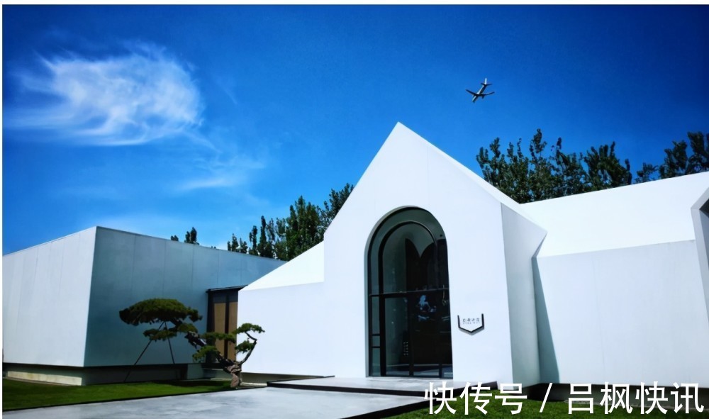 王中军|华谊王氏两兄弟，挥金如土时有多辉煌，人走茶凉后就有多落魄