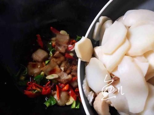 常吃|家里条件再差，也要常吃这菜，提高免疫力，人到中年要多吃！
