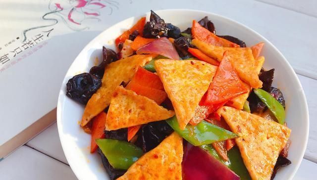 做好|豆腐做好了比大鱼大肉都解馋,麻辣鲜香,让你忍不住多添一碗米饭