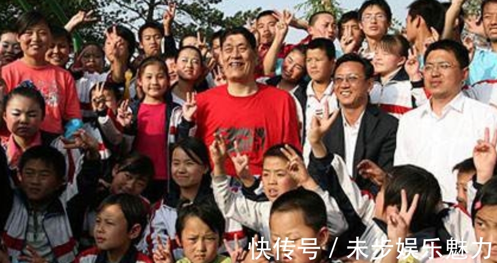 中国队|男篮巨人穆铁柱去世13年后:儿女皆不高,都是平凡的上班族