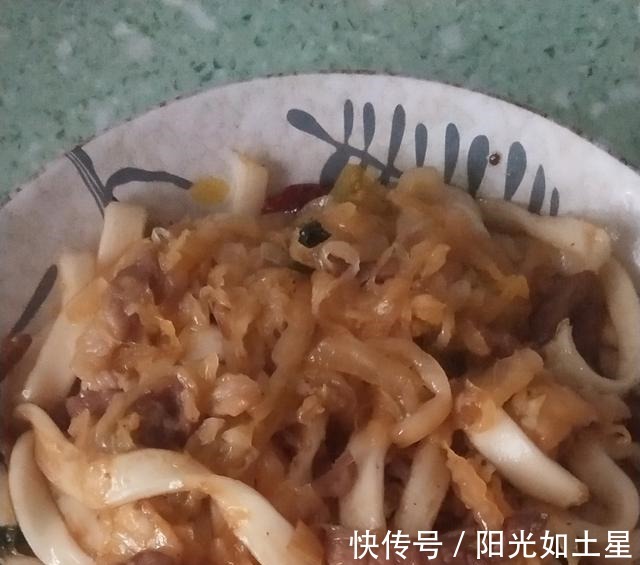 粉条|家常酸菜炒粉！