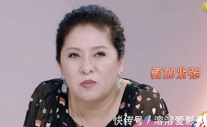 贵气 向太真壕,脖子上8千多万的钻石不算什么,祖母绿钻戒都不止一颗