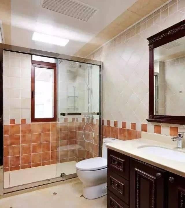 卫生间|卫生间安装地漏时,地板瓷砖就该这样贴,下水速度超快