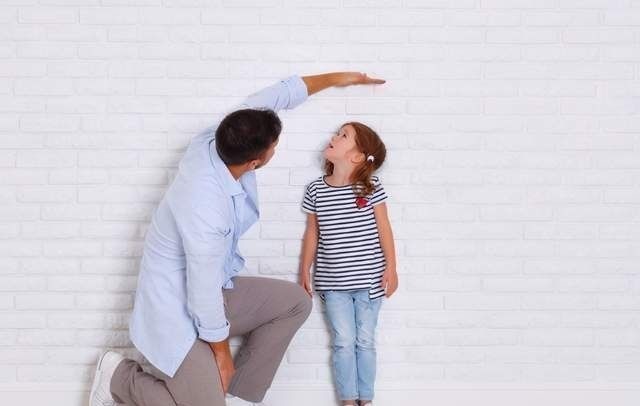 大长腿|孩子长大后个子高不高,看腿部这3个特征,你家孩子占了几个