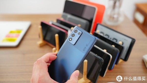 oppo|5000mAh长续航+120Hz高刷LCD屏幕：亲民价格OPPO K9s 使用体验