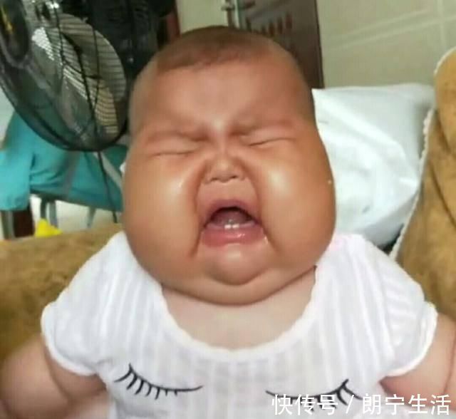 老一辈|宝妈把宝宝送到奶奶家,一个月后见到宝宝,差点没认出来,太胖了