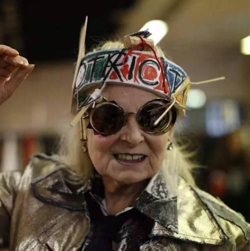 伍德|“朋克教母”薇薇安：终嫁给小25岁学生，结婚20多年至今恩爱至极