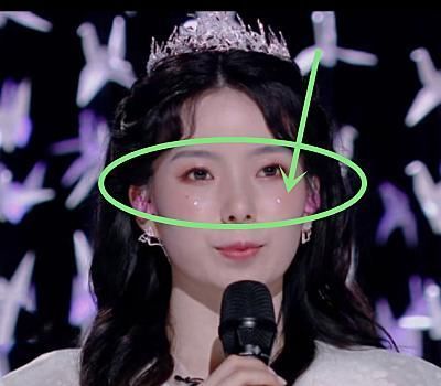 陈卓璇有多心机上节目时脸上涂“假泪珠”,还以为她在激动流泪