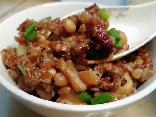  红米八宝饭，好吃的关键在浸泡，时间不同，味道才会好
