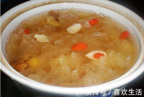 淡化|女人不想皱纹爬上脸,多吃此物,淡化皱纹色斑,满满的胶原蛋白