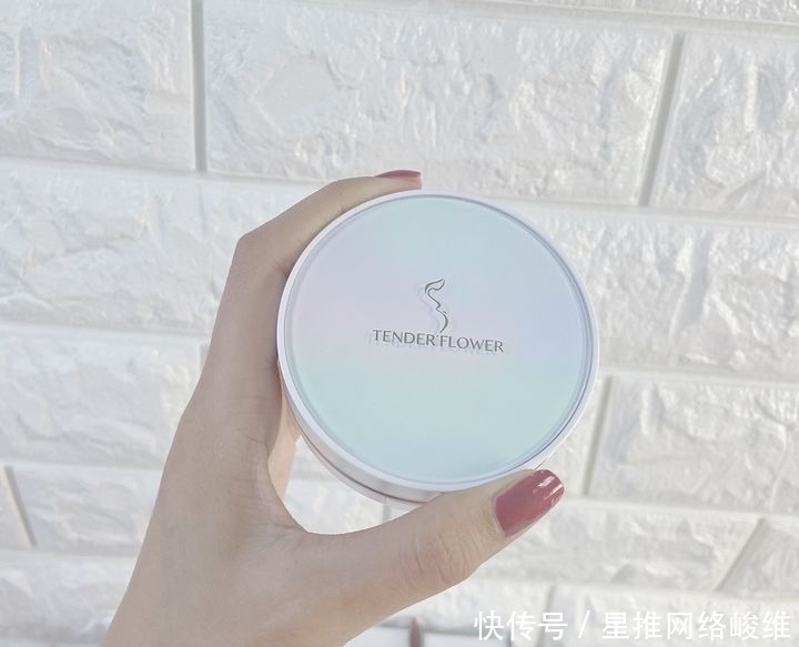 化妆品|孕期最安全的化妆品“争霸”!成分党教你选孕妇底妆界的冠军王牌