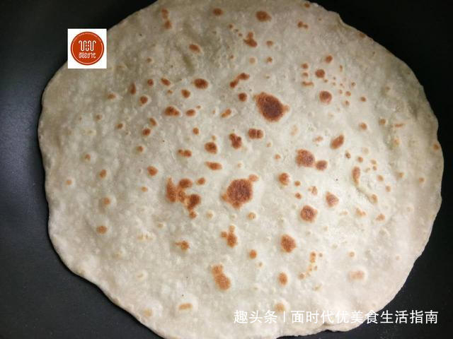 家常烙饼最简单的方法,多加这一步,又软又薄,一分钟烙一张!