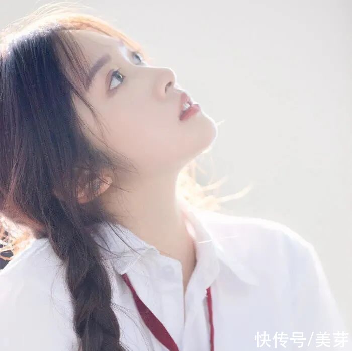 今年的七月是夏日迟迟 树影流动|今日头像 | 树影