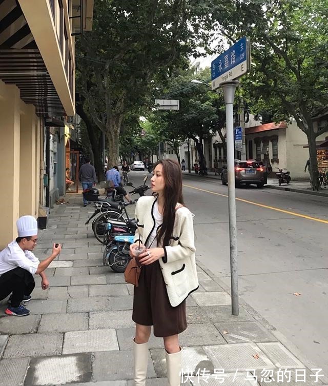 高跟鞋 个矮的女人，放弃短靴吧！试试这4双“高跟靴”，不仅时尚还显高！