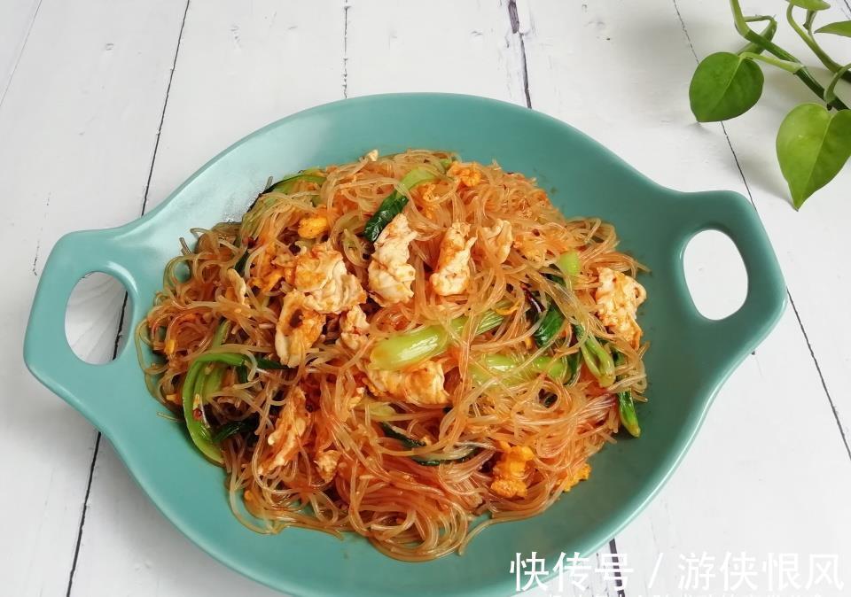 鲜香|炒粉丝时,牢记3个技巧,鲜香爽口不结块,比饭店的还好吃!