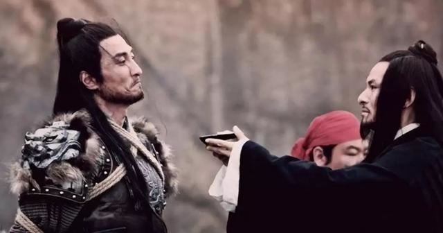 送行|李世民执意处斩单雄信,徐懋功拿一块肉替他送行,为大唐埋下祸根