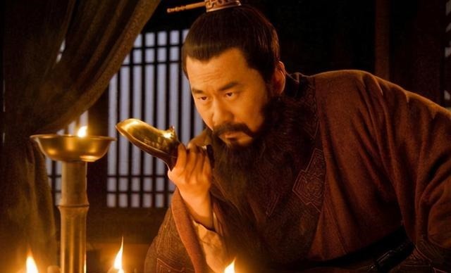 长大|如果曹冲没有早夭,长大后能否击败曹丕,成为曹操继承人