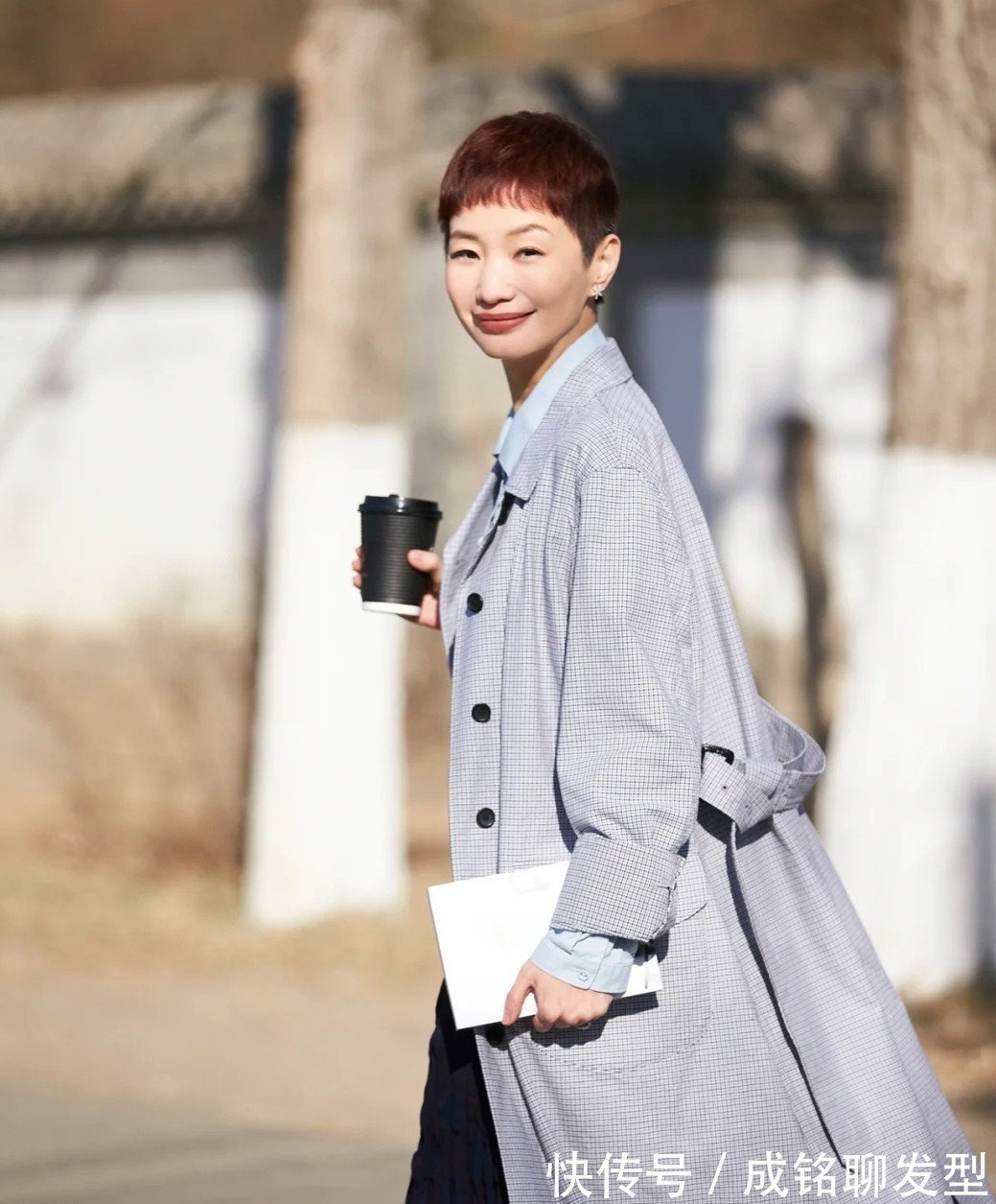 穿搭|跟着时尚主编学穿搭,三种减龄搭配技巧让你受益一生,实用又好看