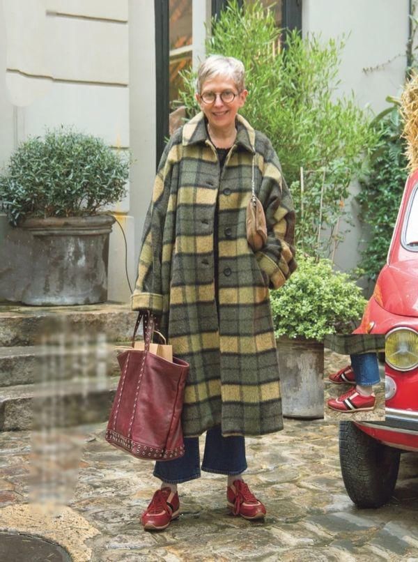 穿衣与年龄无关，奶奶辈出街也能很时髦，看这组日杂搭配就知道了