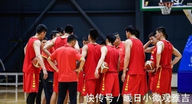 中国男篮|重磅，中国男篮大换血，赵睿或解禁，31岁超巨卷土重来！
