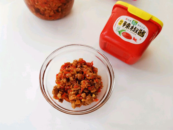 肉丁辣椒拌面酱