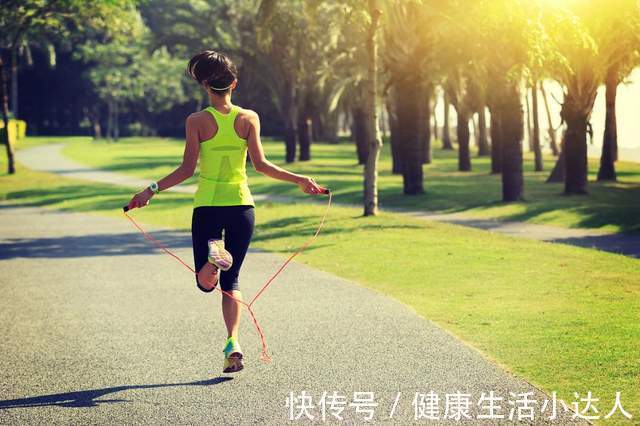 黑木耳|烟毒有多毒？常吸烟的人，坚持做好三点，排出烟毒，肺干净