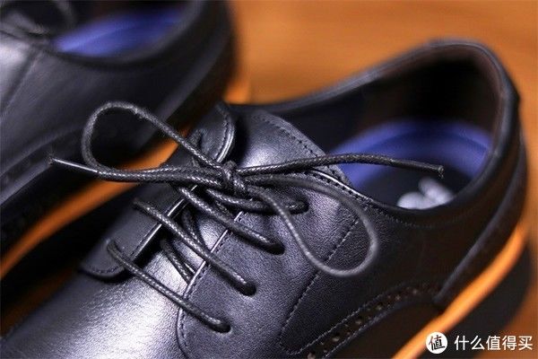 跨界|别不信,运动加商务跨界混搭的全场景鞋履来啦