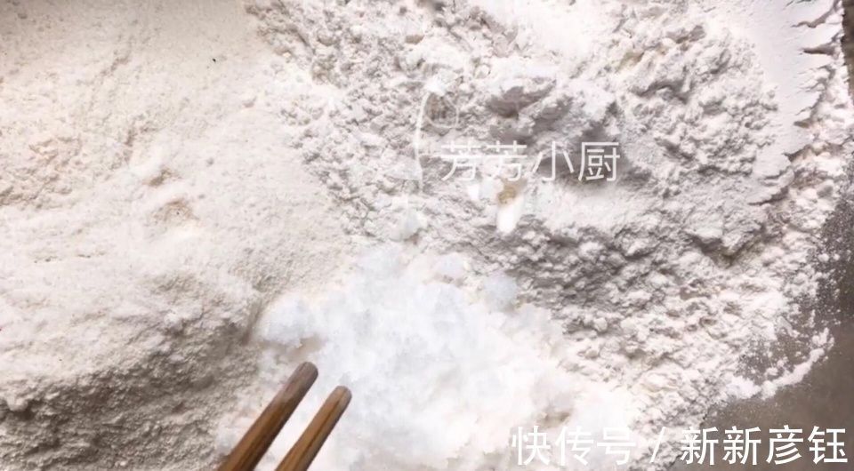 糯米|一碗糯米粉,教你做红豆糯米糕,亲戚来的时候,女人多吃补气补血