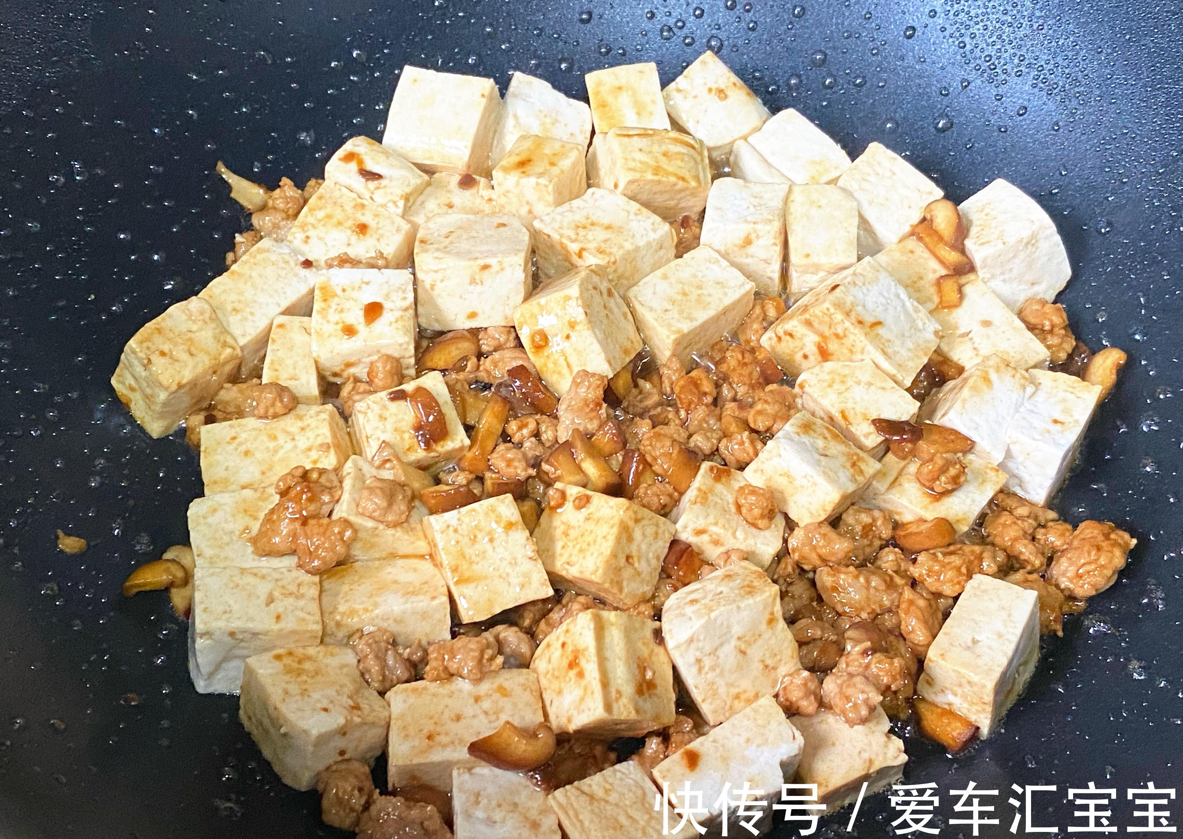 烧肉|入秋后干燥,我家常吃此菜,2块钱就能做一盘,营养易消化