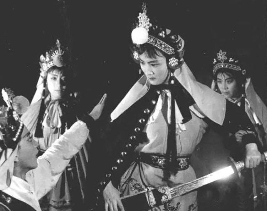 最终|八国联军入侵时，法力无边的红灯照首领林黑儿，最终结局如何