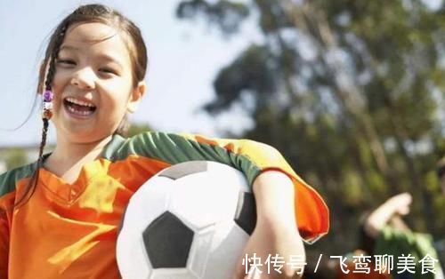 小梅|全家认不清三胞胎小子,舅舅想出的办法很实在,家人看后笑倒