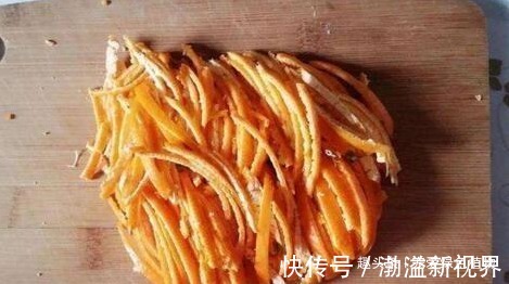 养绿萝,10天浇次“生长水”,1月不管窜满盆,枝粗叶大绿油油