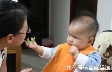 小动作|宝宝常被误解的调皮小动作, 原来是宝宝在说爱你!