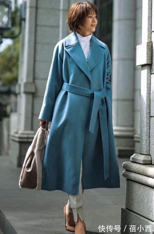 穿搭 经典的“大衣穿搭”,看日本博主搭配技巧就够了,穿起来又暖又美
