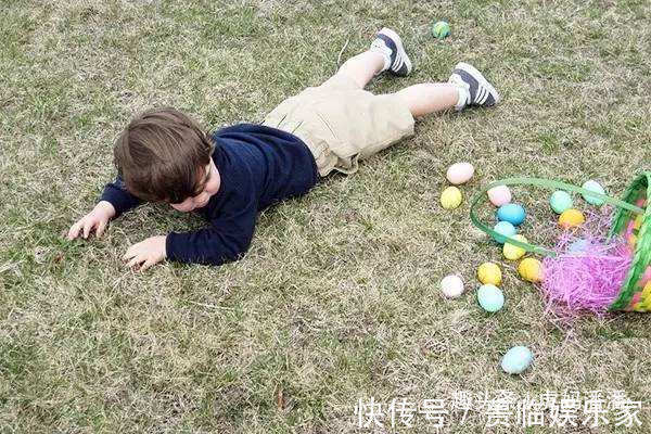 危险物品|孩子摔倒了以后妈妈的第一句话很关键,会影响到孩子的性格