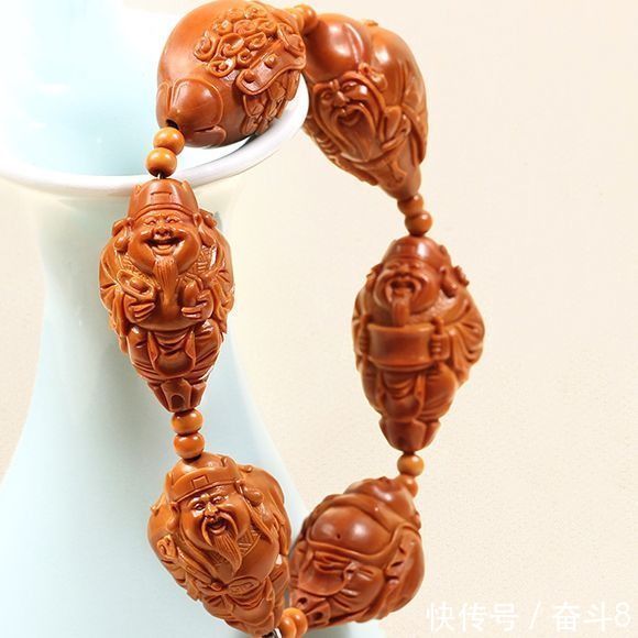 金娟!雕刻师金娟一一雕出了她对民间核雕艺术的无限爱恋