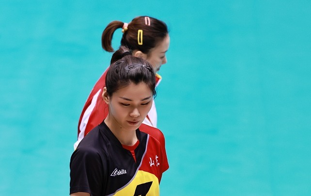 上海女排|最大黑马！三连败开局，连续三场3-0横扫，王梦洁率队杀入前四