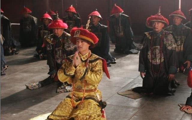 清朝国库|六千万两银子,竟在二十年间被挥霍一空,大清就是被他给败光的