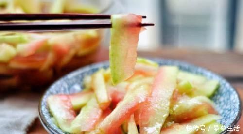 番石榴番石榴|聪明的女性都在吃3种食物，滋润肌肤、延缓衰老，早吃早好