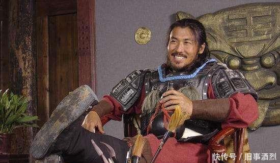 百姓|将军大获全胜, 百姓门前挂牌欢迎,将军悄悄对身后人道 屠城!