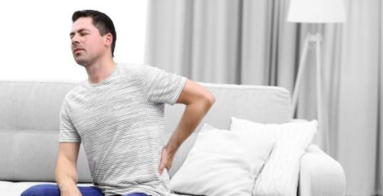 排毒|肝不好的人，早上“2吃2不吃”，多喝“1水”，排毒養顏更長壽