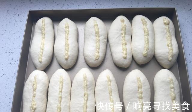 面包|没想到大蒜还可以这样吃,焦脆咸香,蒜香扑鼻一出炉!