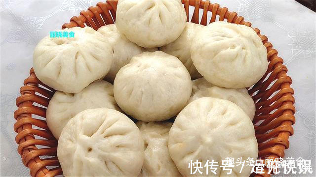 蒸包子别直接上锅蒸，教你传统老方法，简单好吃，吃一次念念不忘