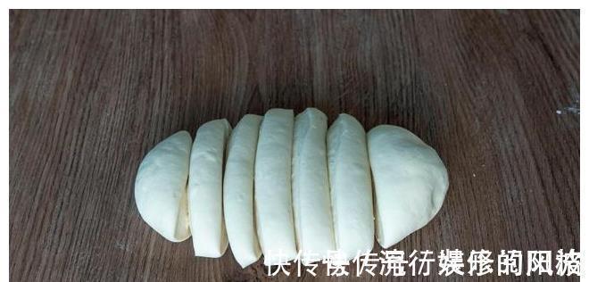 在家做盘丝饼原来这么简单，一卷一叠就搞定，有技巧无难度，真香