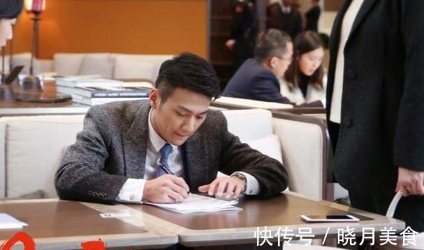 王柏川|欢乐颂里那本房产证:拒写樊胜美名字的王柏川,他的提防,太真实