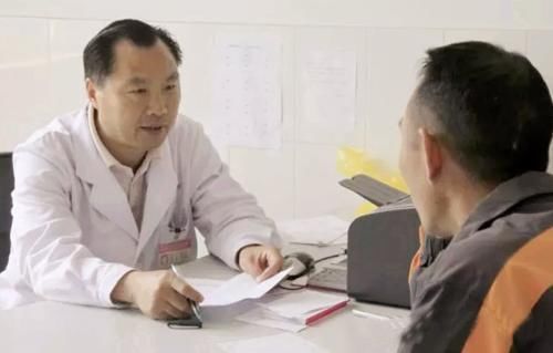 血脂|42岁大哥查出高血脂，坚持每天吃苦瓜，3个月后，血脂降了吗？